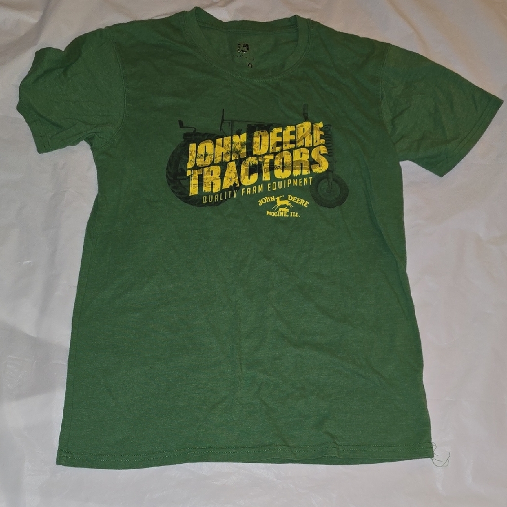 John Deere Mens Graphic Shirt Medium
